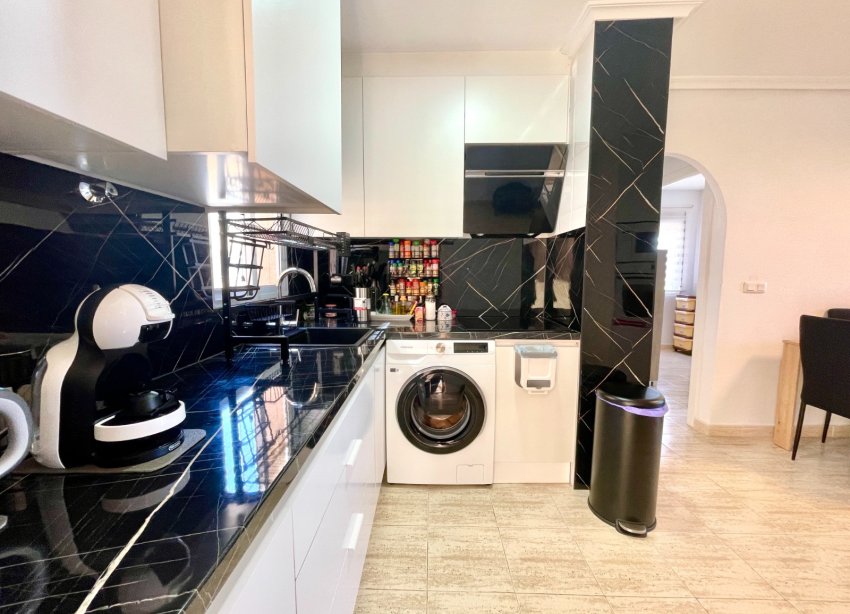 Reventa - Apartamento / Dúplex - Torrevieja - La Siesta