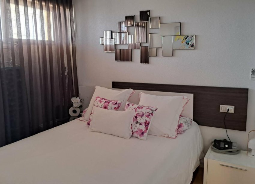 Reventa - Apartamento / Dúplex - Torrevieja - La Veleta