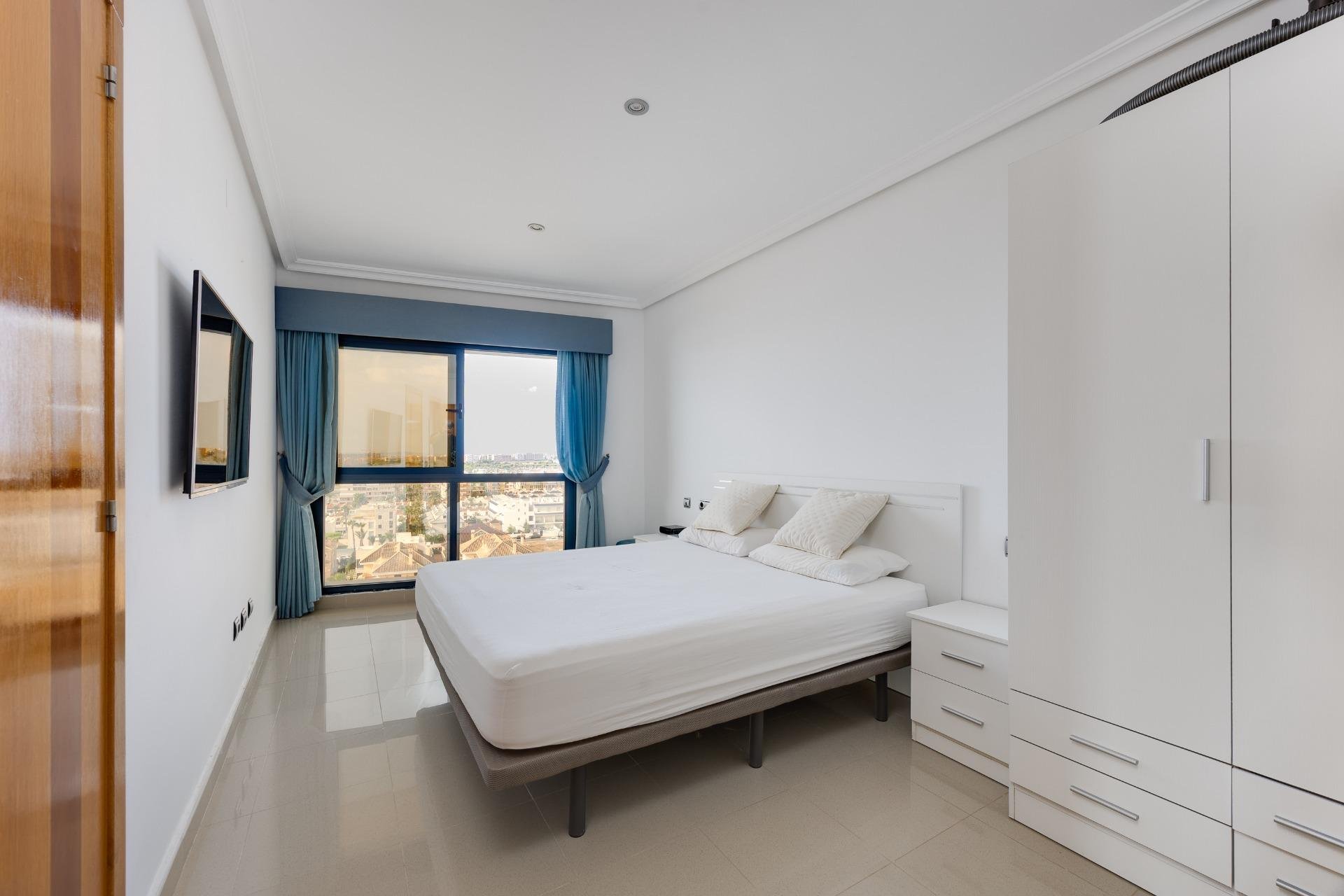 Reventa - Apartamento / Dúplex - Torrevieja - La Veleta