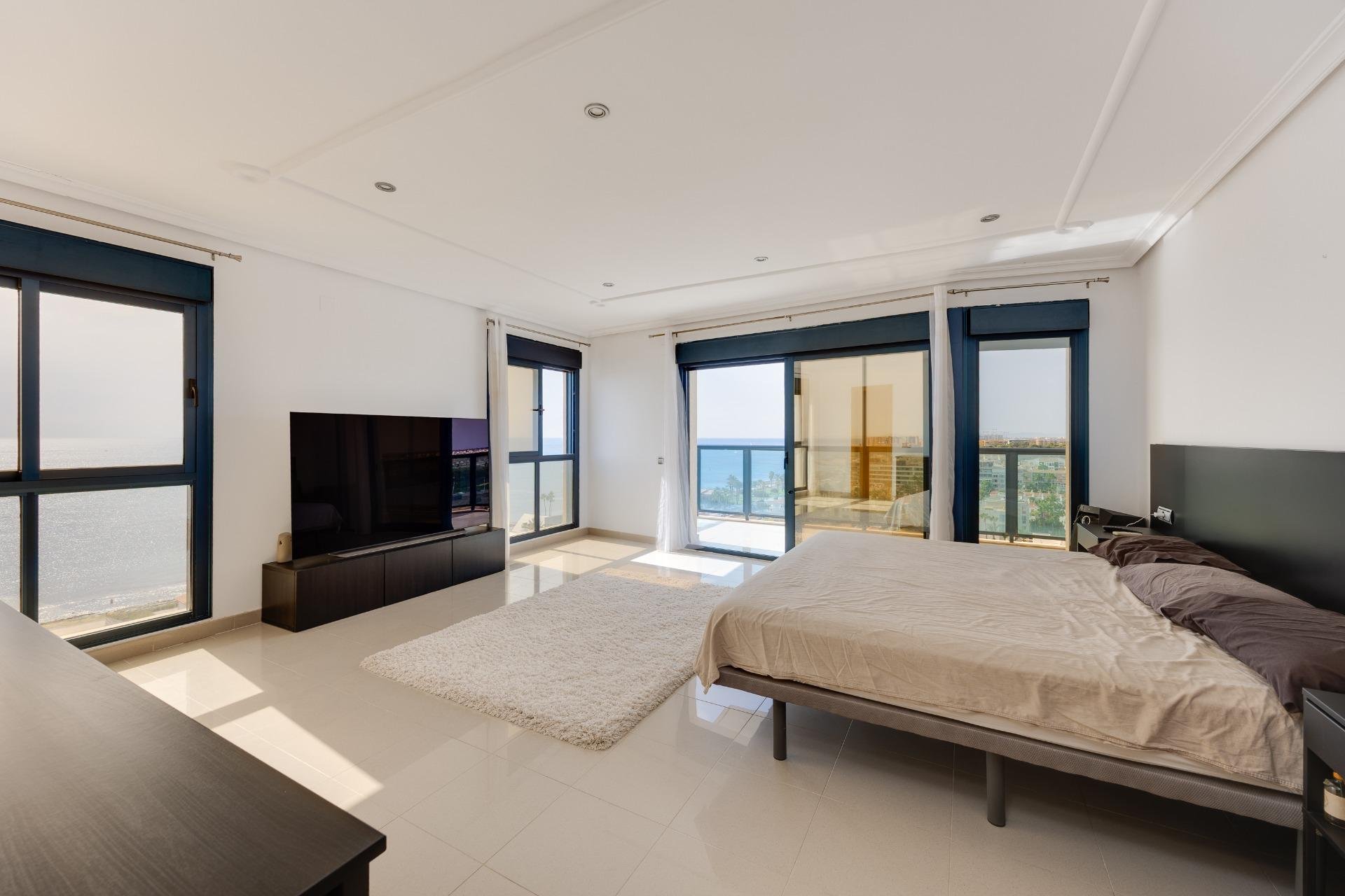 Reventa - Apartamento / Dúplex - Torrevieja - La Veleta