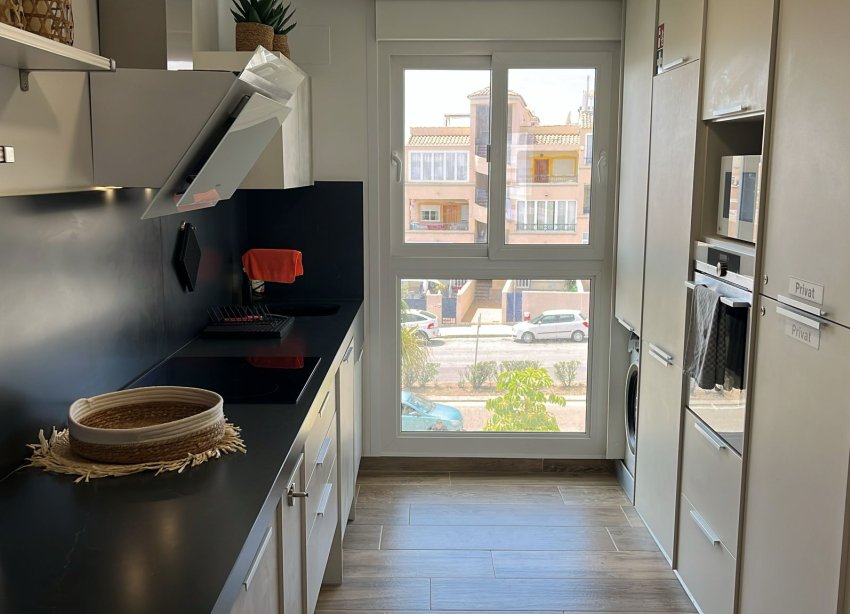 Reventa - Apartamento / Dúplex - Torrevieja - Los Altos