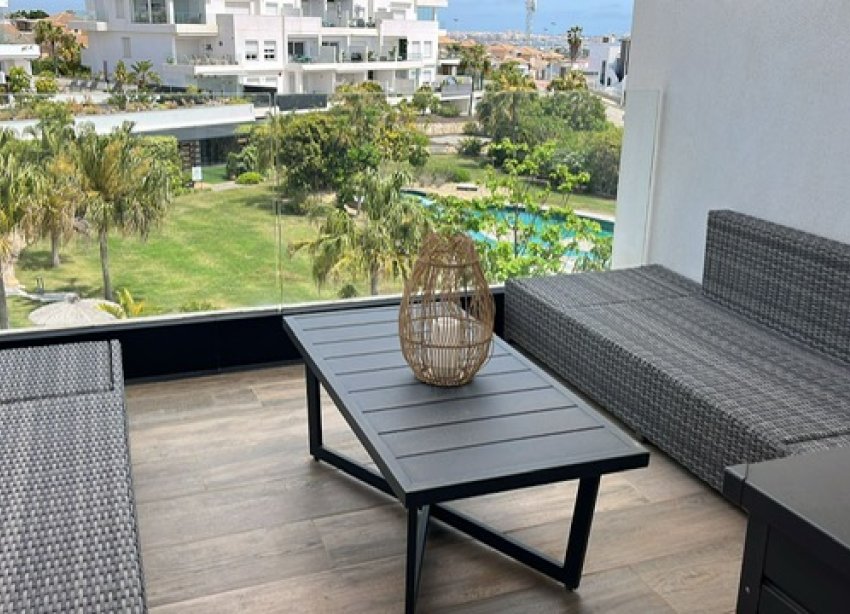 Reventa - Apartamento / Dúplex - Torrevieja - Los Altos