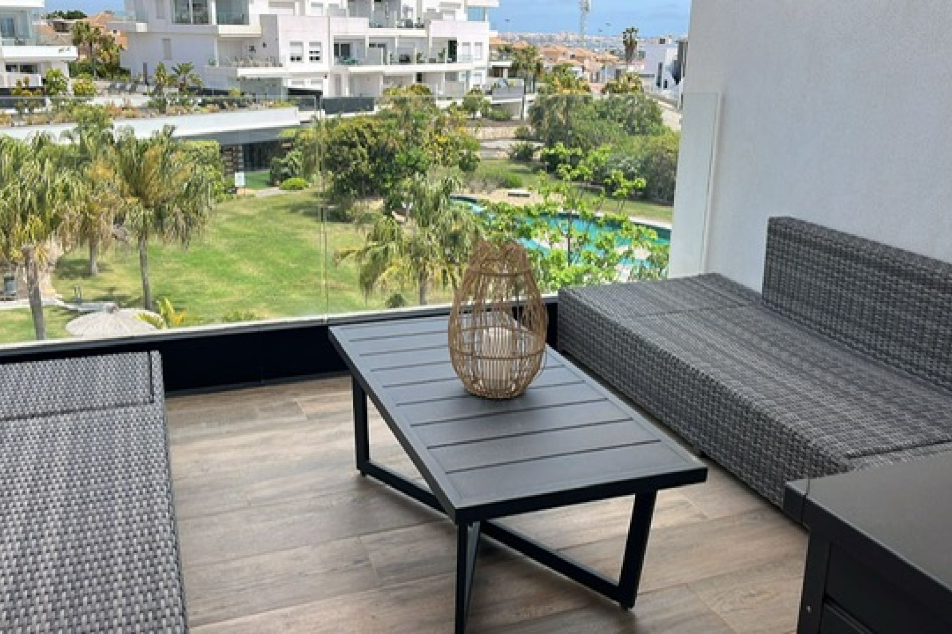 Reventa - Apartamento / Dúplex - Torrevieja - Los Altos