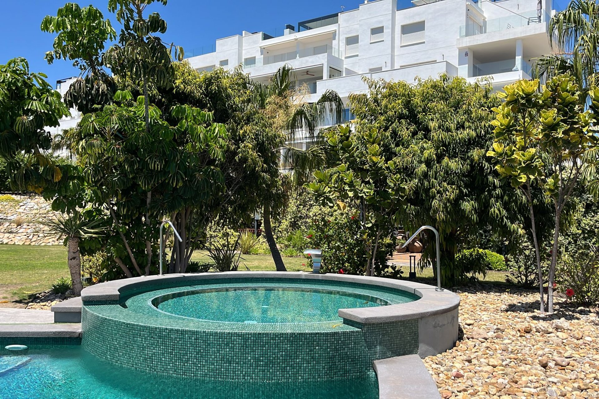Reventa - Apartamento / Dúplex - Torrevieja - Los Altos