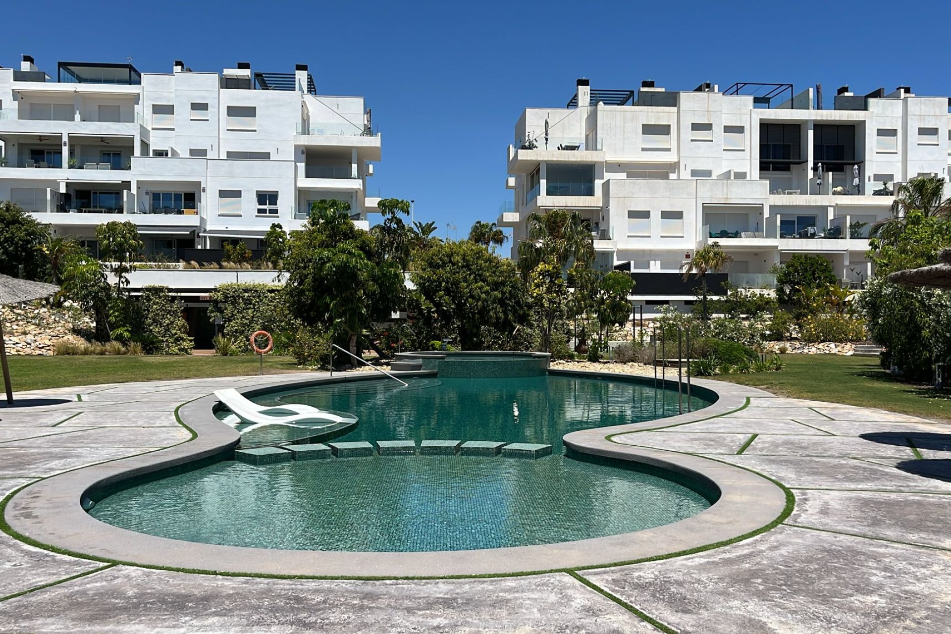 Reventa - Apartamento / Dúplex - Torrevieja - Los Altos