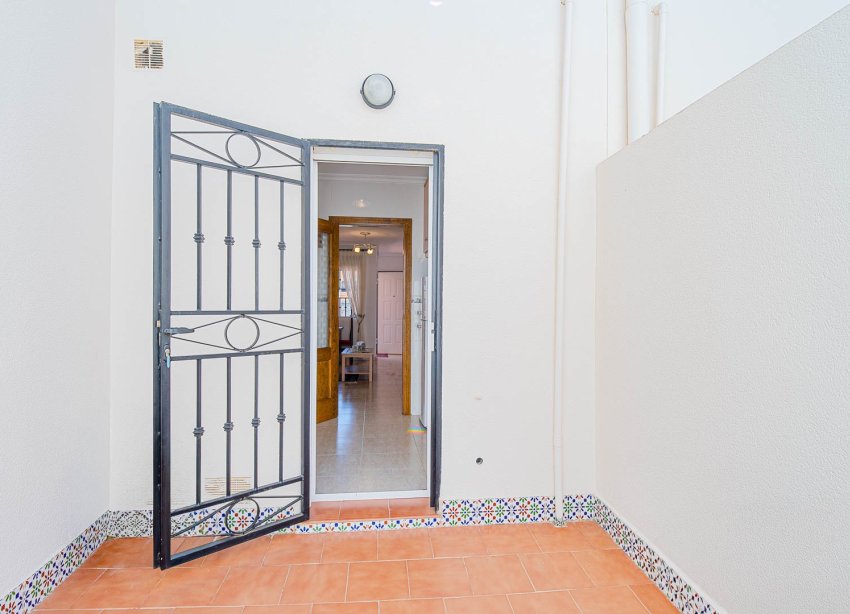Reventa - Apartamento / Dúplex - Torrevieja - Los Altos