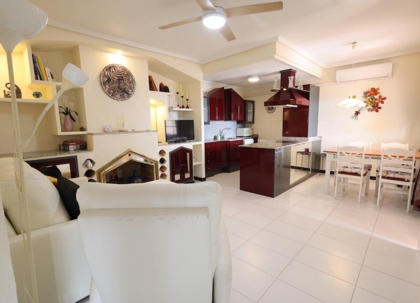 Reventa - Apartamento / Dúplex - Torrevieja - Los Altos