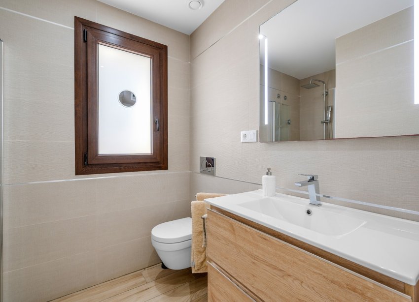 Reventa - Apartamento / Dúplex - Torrevieja - Los Balcones - Los Altos del Edén