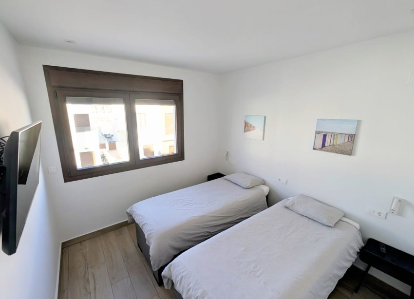 Reventa - Apartamento / Dúplex - Torrevieja - Los Balcones