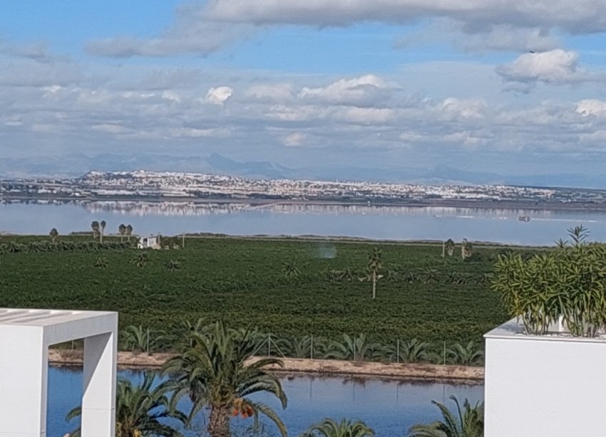 Reventa - Apartamento / Dúplex - Torrevieja - Los Balcones