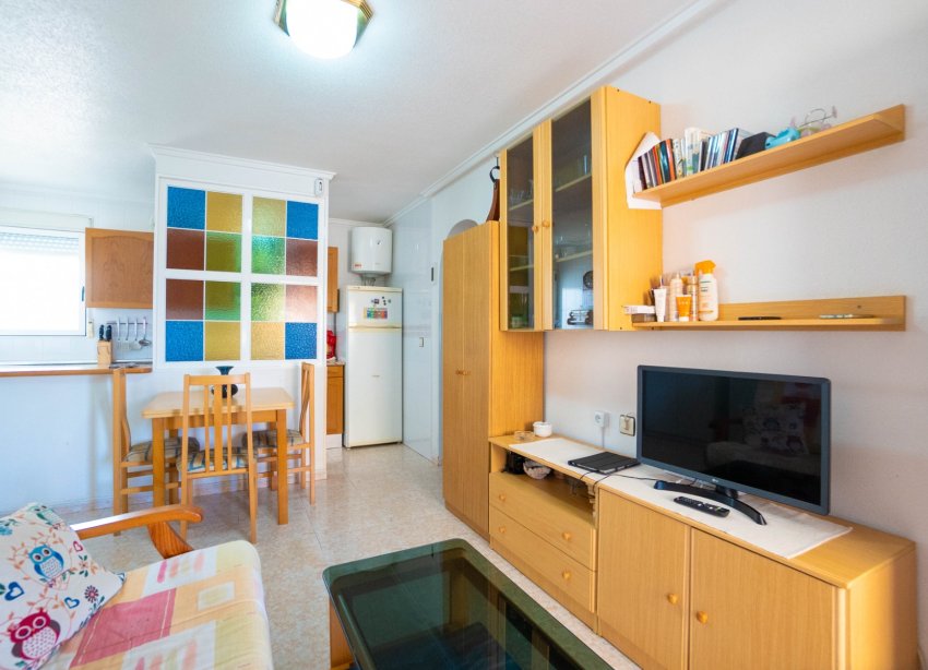 Reventa - Apartamento / Dúplex - Torrevieja - Los Balcones