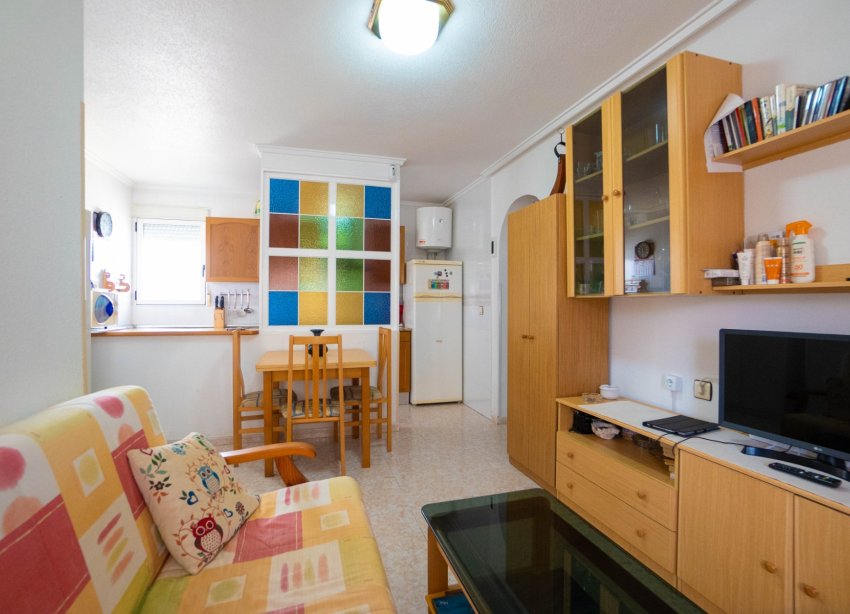 Reventa - Apartamento / Dúplex - Torrevieja - Los Balcones