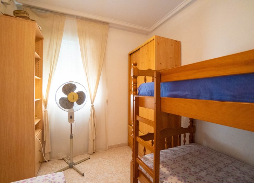 Reventa - Apartamento / Dúplex - Torrevieja - Los Balcones