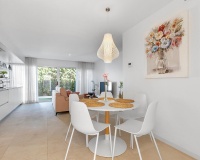 Reventa - Apartamento / Dúplex - Torrevieja - Los Balcones