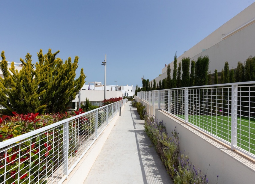 Reventa - Apartamento / Dúplex - Torrevieja - Los Balcones