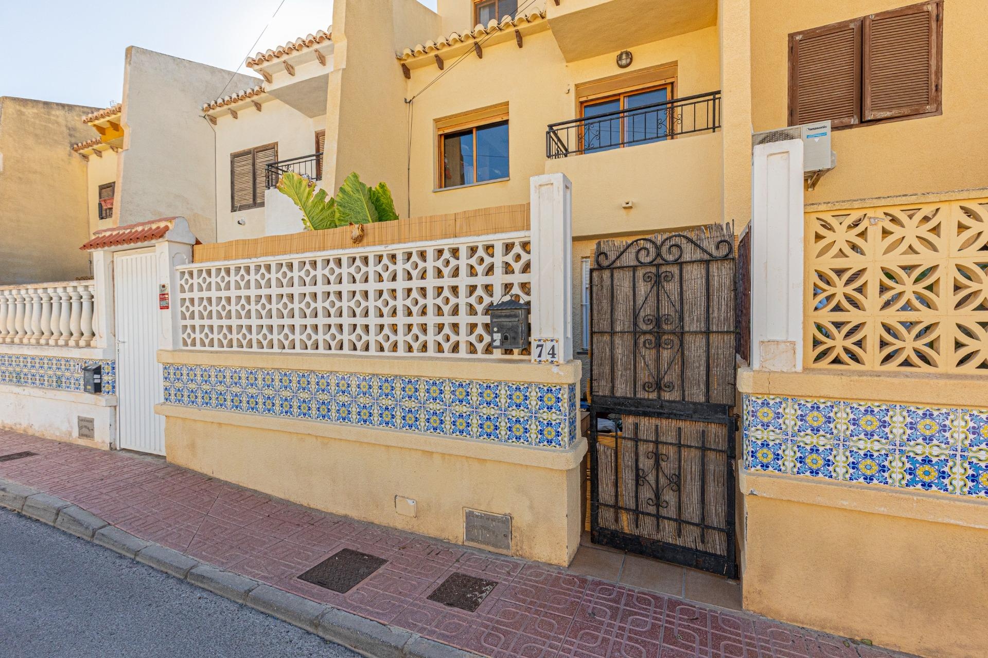 Reventa - Apartamento / Dúplex - Torrevieja - Los Balcones