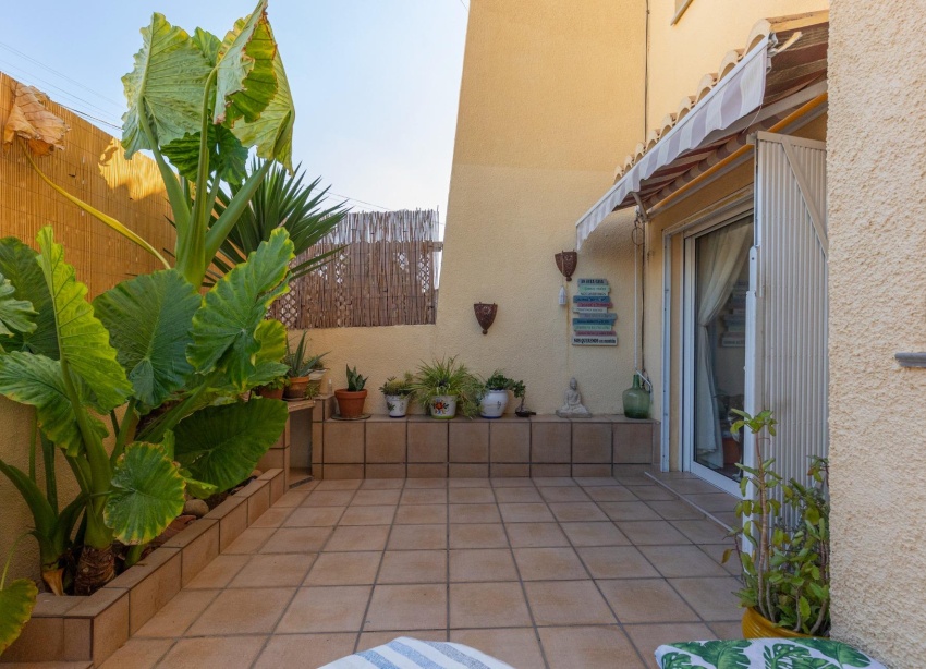 Reventa - Apartamento / Dúplex - Torrevieja - Los Balcones