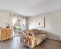 Reventa - Apartamento / Dúplex - Torrevieja - Los Balcones