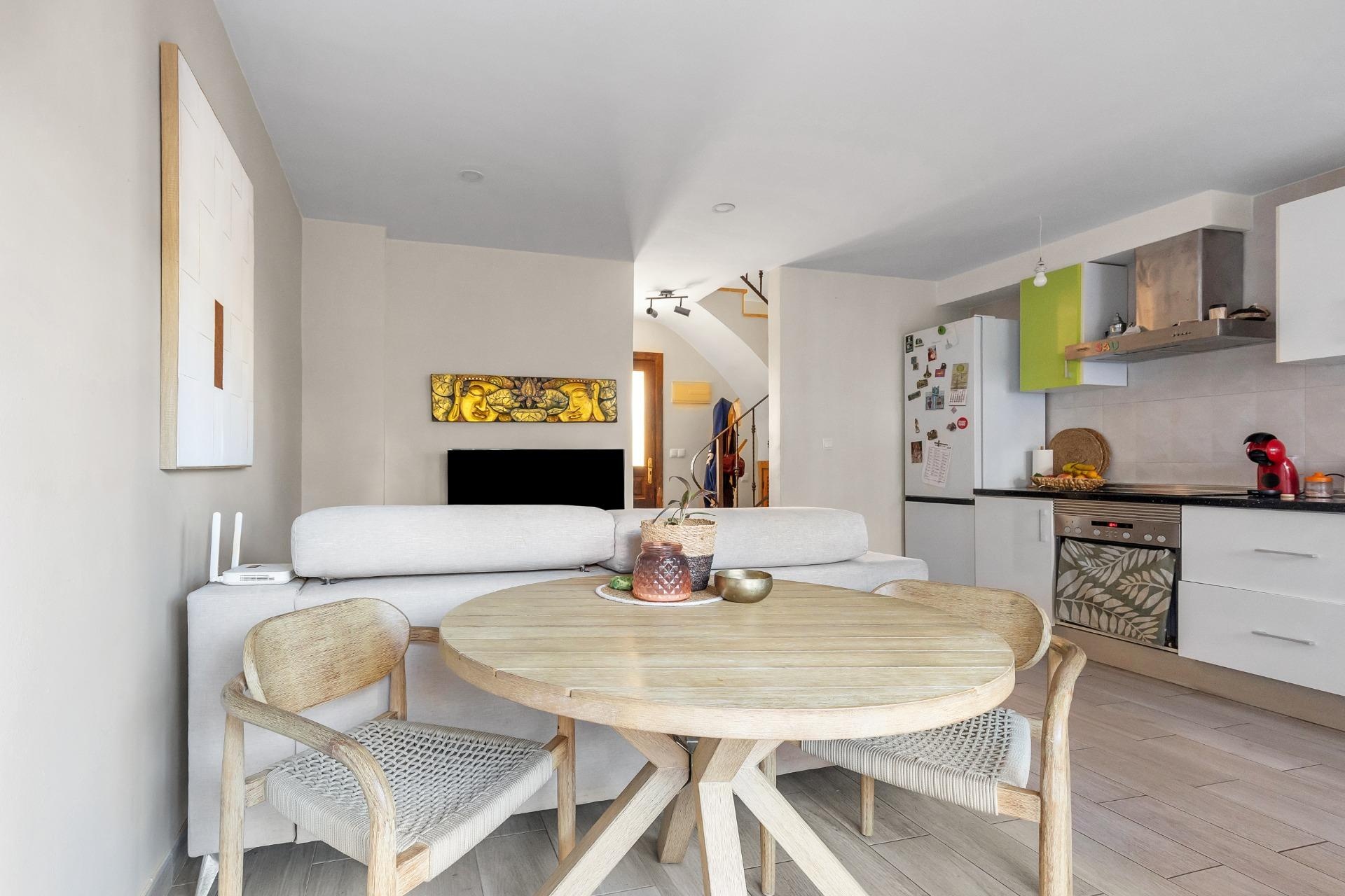 Reventa - Apartamento / Dúplex - Torrevieja - Los Balcones