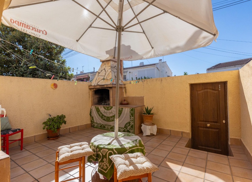 Reventa - Apartamento / Dúplex - Torrevieja - Los Balcones