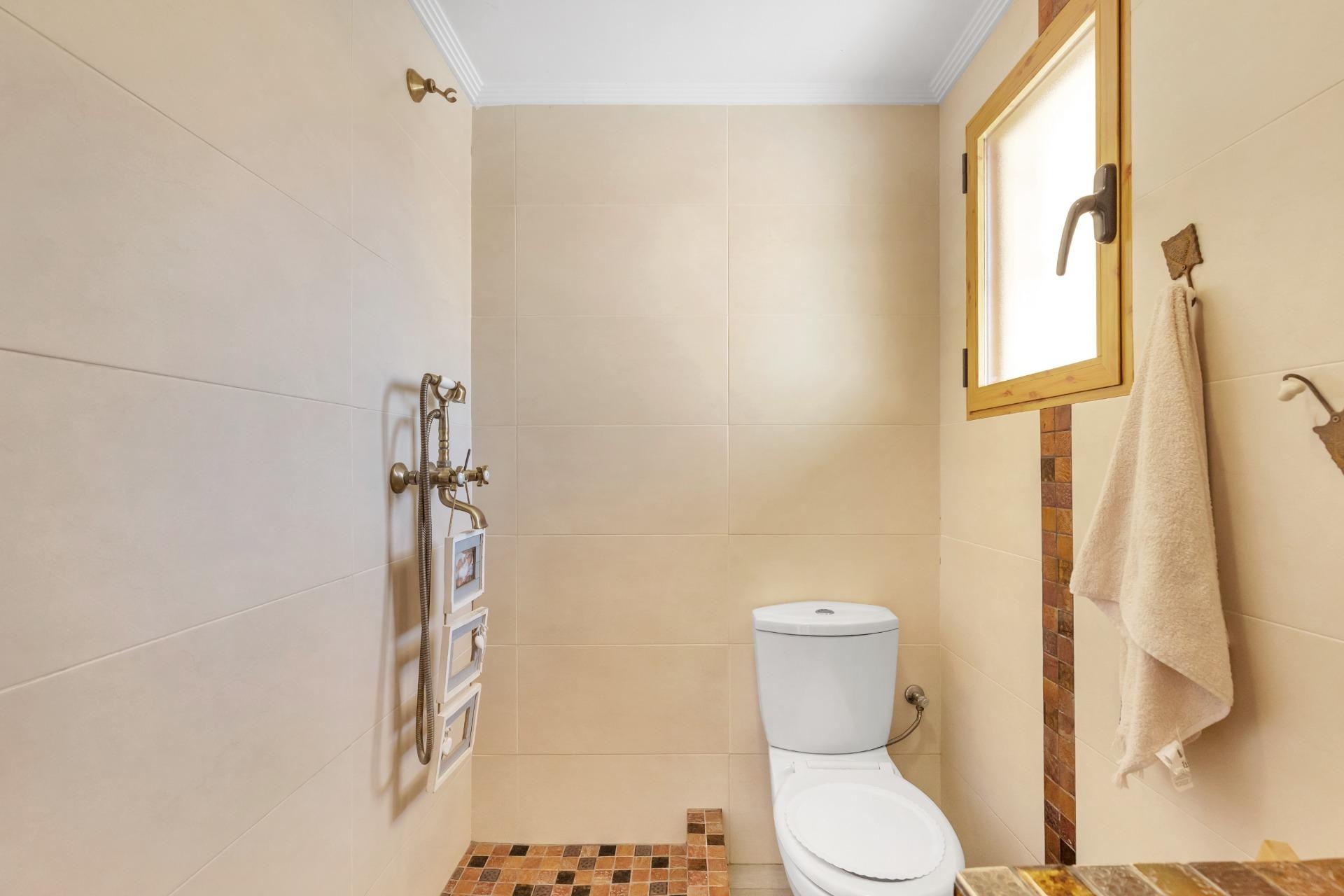 Reventa - Apartamento / Dúplex - Torrevieja - Los Balcones