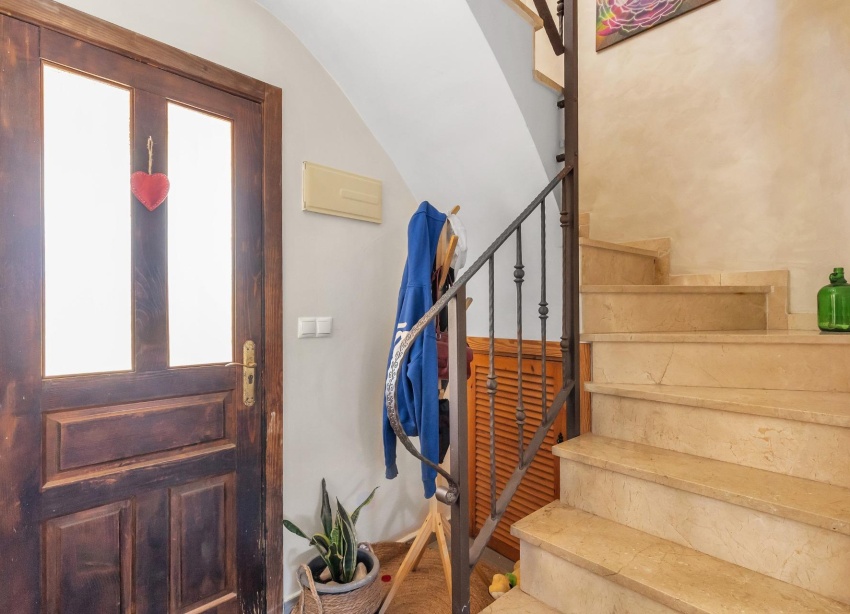 Reventa - Apartamento / Dúplex - Torrevieja - Los Balcones