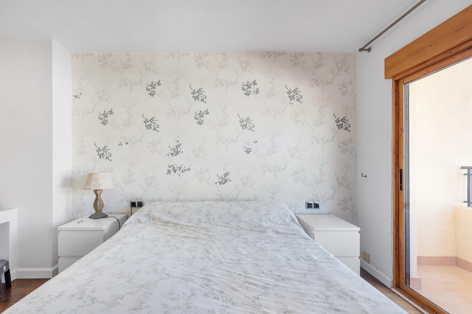 Reventa - Apartamento / Dúplex - Torrevieja - Los Balcones