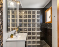 Reventa - Apartamento / Dúplex - Torrevieja - Los Balcones
