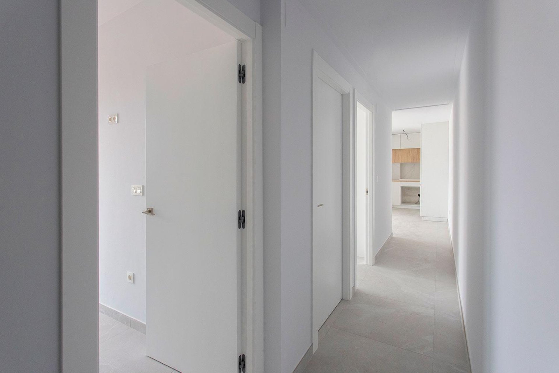 Reventa - Apartamento / Dúplex - Torrevieja - Paseo maritimo