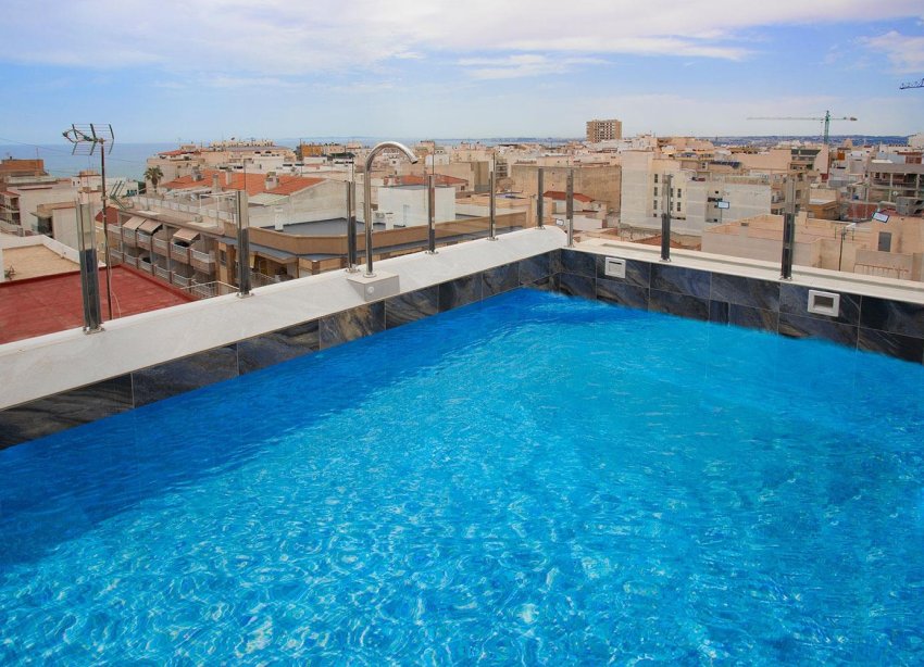 Reventa - Apartamento / Dúplex - Torrevieja - Paseo maritimo