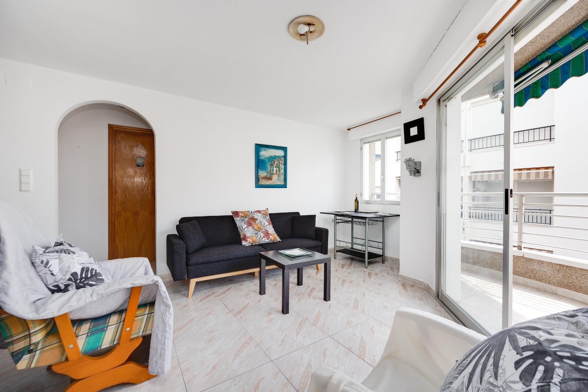 Reventa - Apartamento / Dúplex - Torrevieja - Paseo maritimo