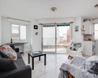 Reventa - Apartamento / Dúplex - Torrevieja - Paseo maritimo