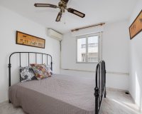 Reventa - Apartamento / Dúplex - Torrevieja - Paseo maritimo