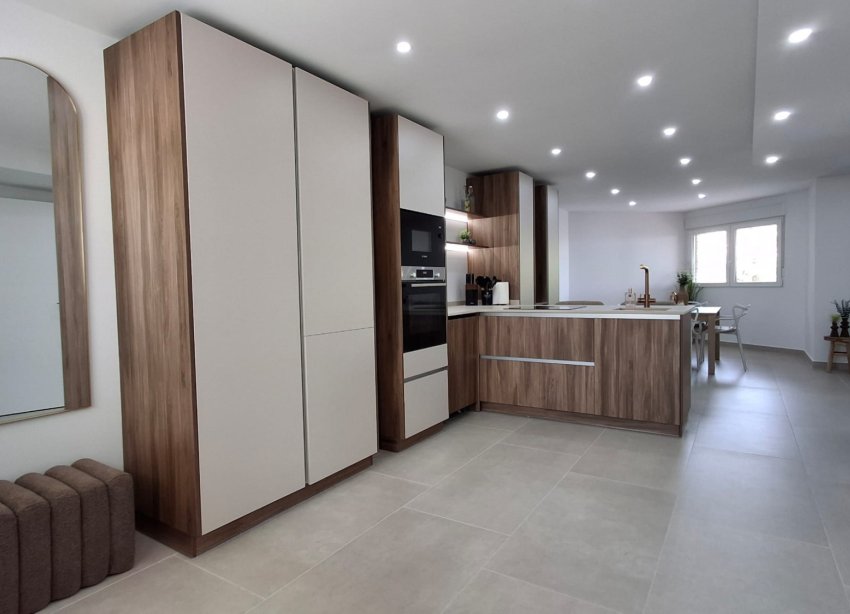 Reventa - Apartamento / Dúplex - Torrevieja - Playa Acequion