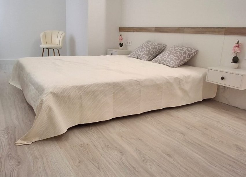 Reventa - Apartamento / Dúplex - Torrevieja - Playa Acequion