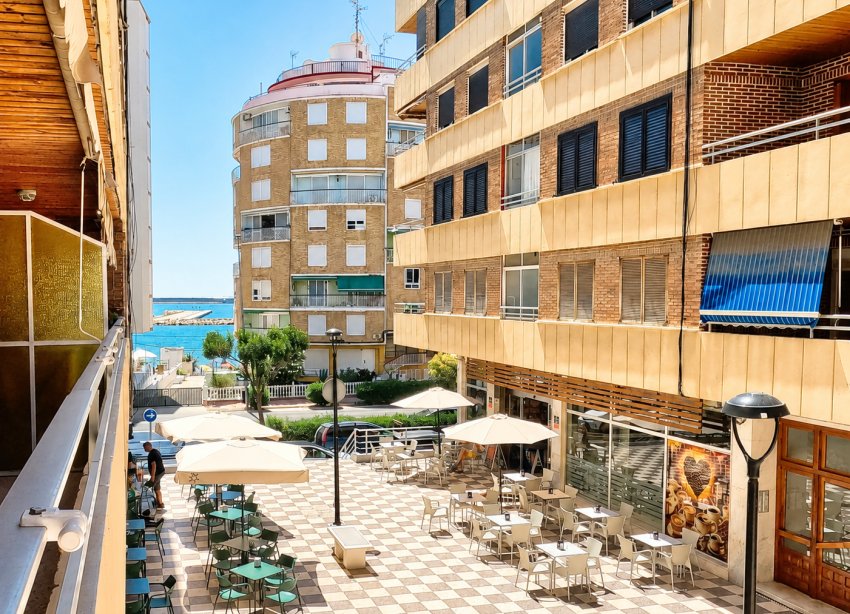 Reventa - Apartamento / Dúplex - Torrevieja - Playa Acequion