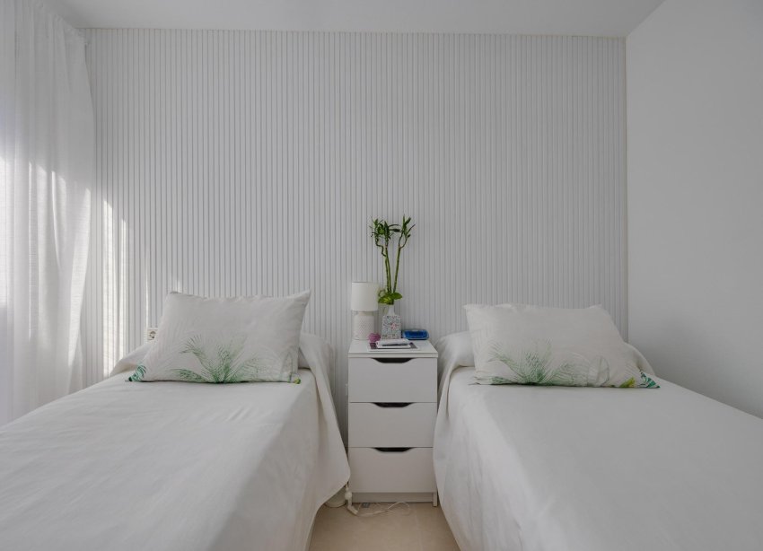 Reventa - Apartamento / Dúplex - Torrevieja - Playa de los Locos