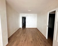 Reventa - Apartamento / Dúplex - Torrevieja - Playa de los Locos