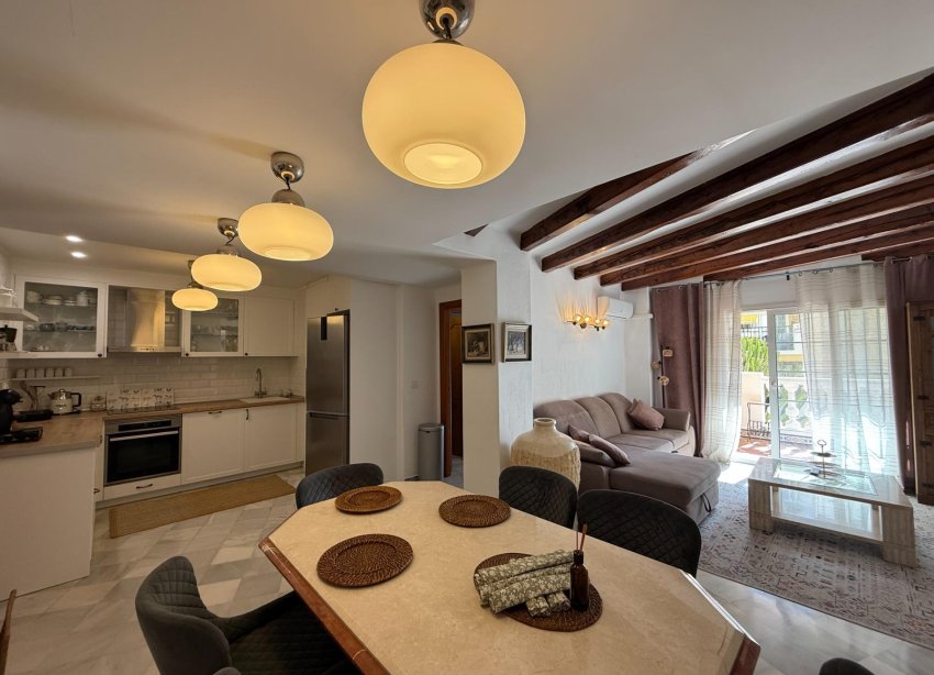 Reventa - Apartamento / Dúplex - Torrevieja - Playa de los Locos