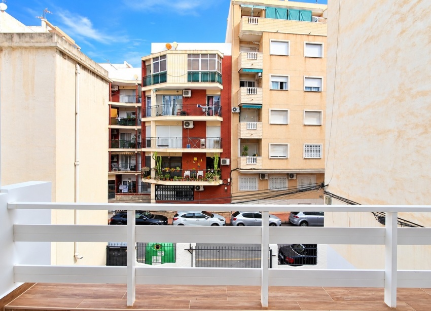 Reventa - Apartamento / Dúplex - Torrevieja - Playa de los Locos