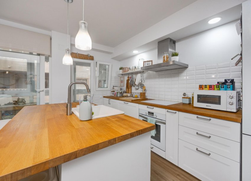 Reventa - Apartamento / Dúplex - Torrevieja - Playa de los Naufragos