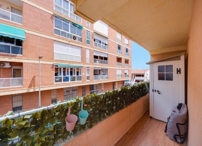 Reventa - Apartamento / Dúplex - Torrevieja - Playa de los Naufragos