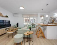 Reventa - Apartamento / Dúplex - Torrevieja - Playa de los Naufragos