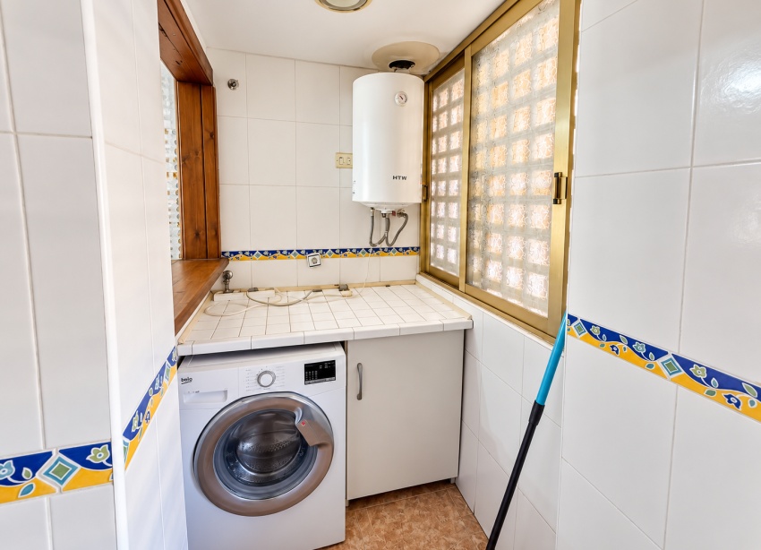 Reventa - Apartamento / Dúplex - Torrevieja - Playa de los Naufragos