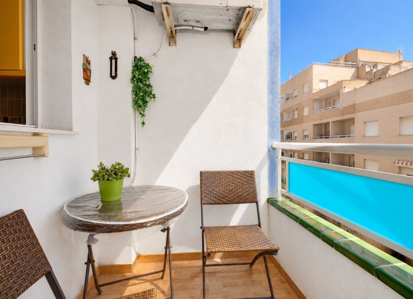 Reventa - Apartamento / Dúplex - Torrevieja - Playa del Acequión