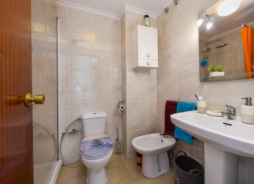 Reventa - Apartamento / Dúplex - Torrevieja - Playa del Acequión