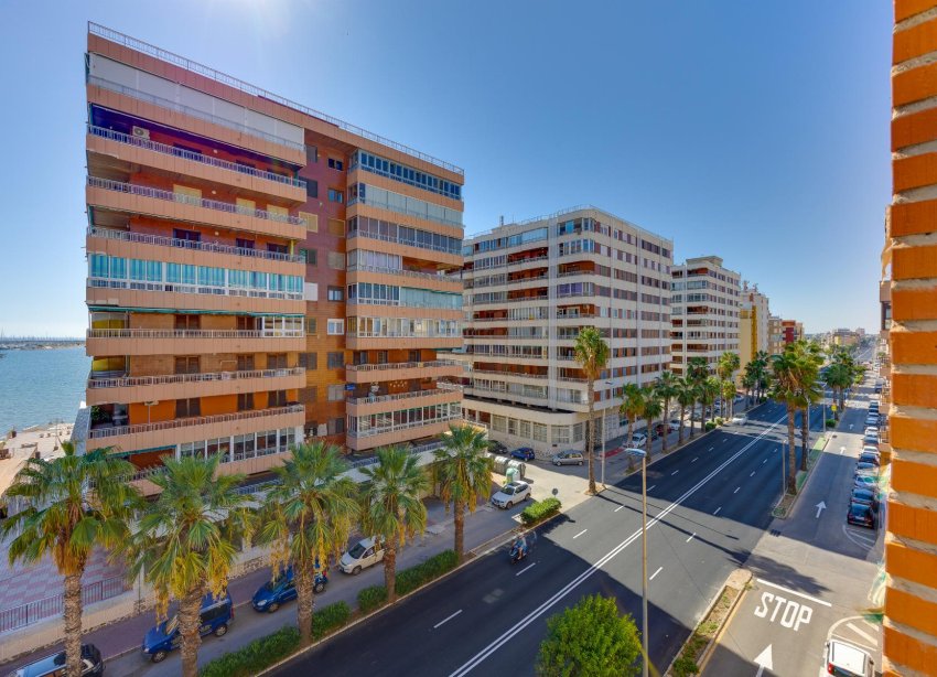 Reventa - Apartamento / Dúplex - Torrevieja - Playa del Acequión