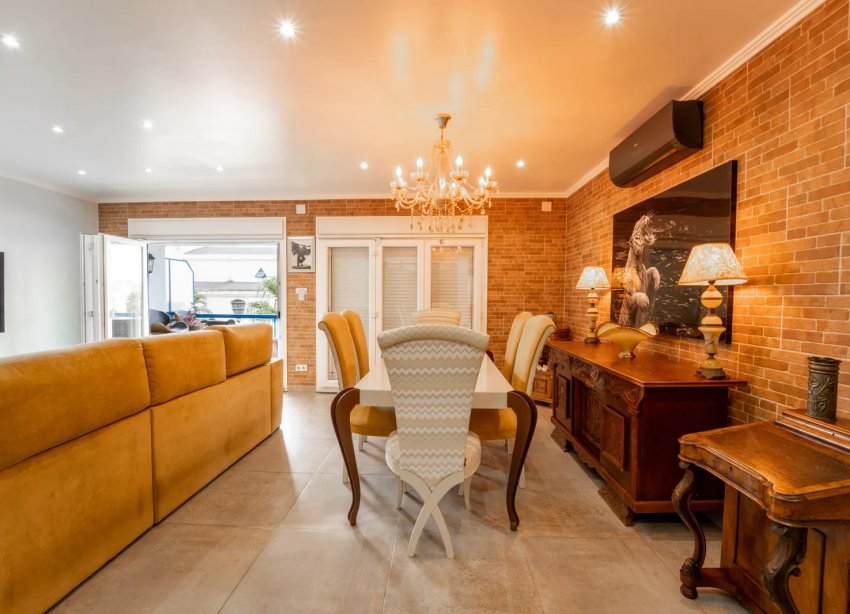 Reventa - Apartamento / Dúplex - Torrevieja - Playa del Cura