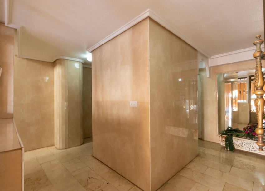 Reventa - Apartamento / Dúplex - Torrevieja - Playa del Cura
