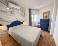 Reventa - Apartamento / Dúplex - Torrevieja - Playa del Cura